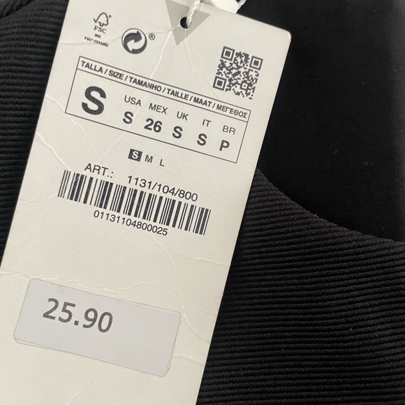 Zara Elegant Black Sleeveless Crop Top - Picture 3 of 3